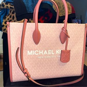 Micheal Kors Purse